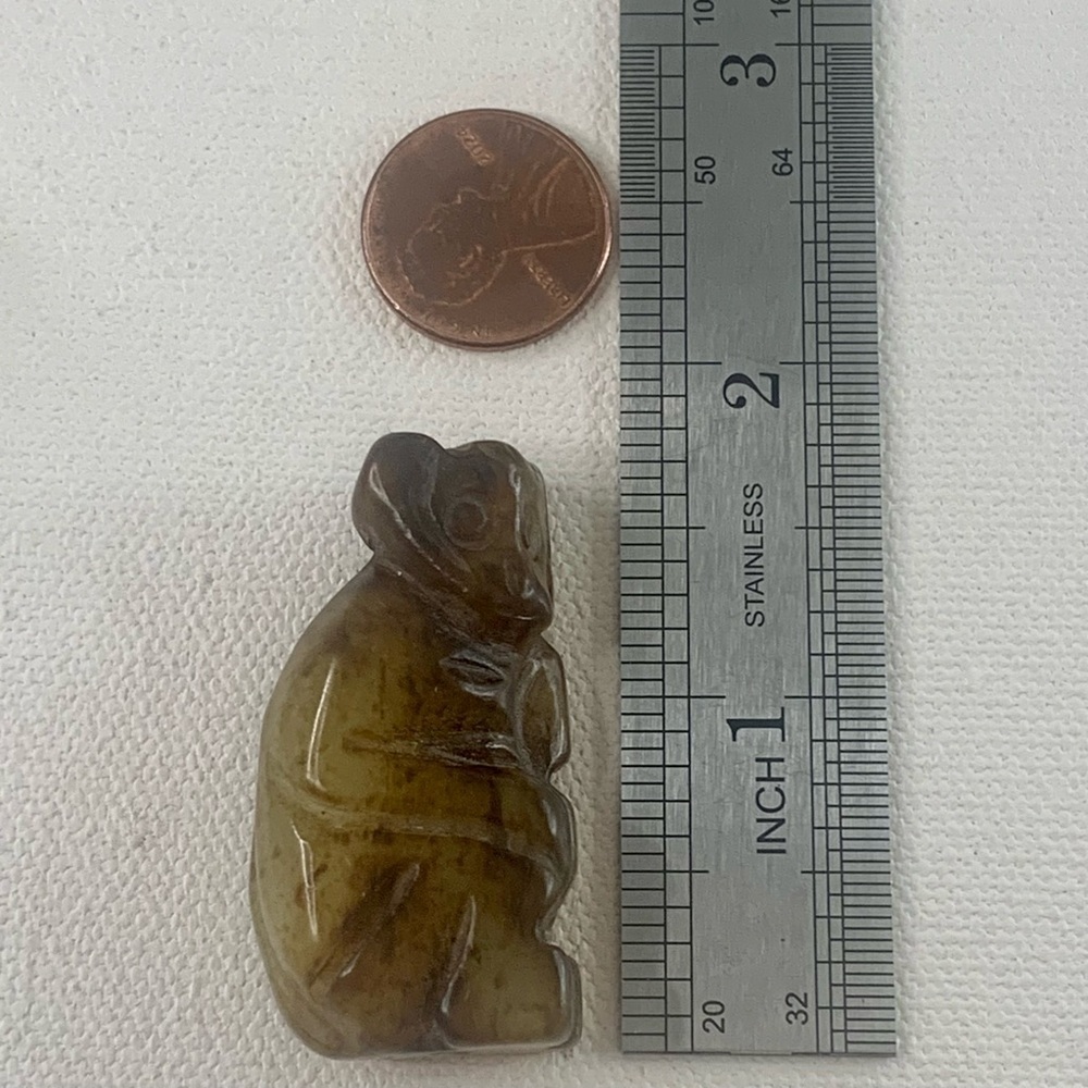 Vintage Chinese Zodiac Jade Monkey Pendant Bead Hand Carved Miniature Animal 1.7 - Picture 11 of 12